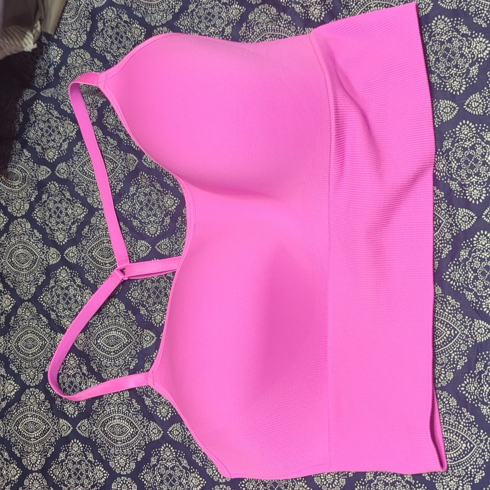 Victoria's secret pink sports bra